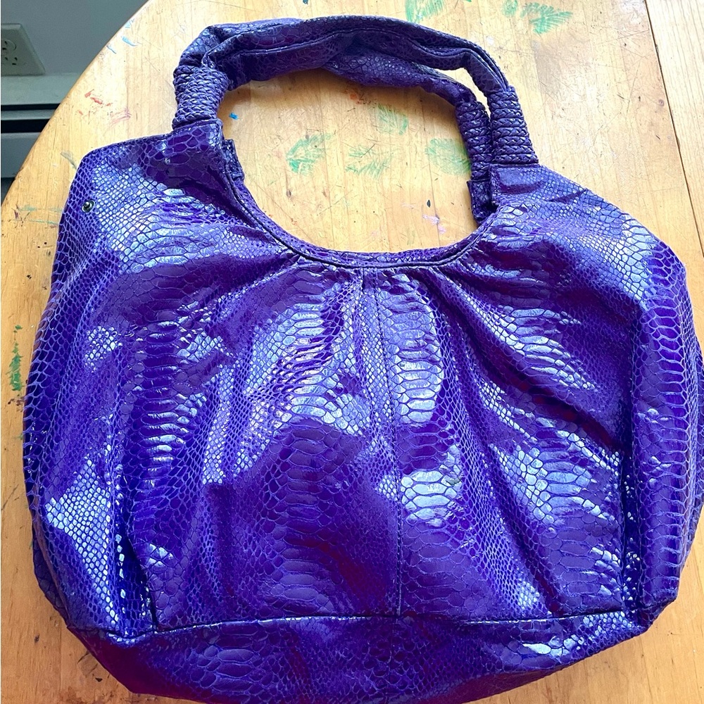 Perlina purple leather hobo bag